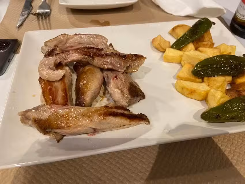 Cafeter&iacute;a Sala Cinco CB