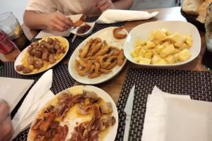 Cafeter&iacute;a Taperia La Oficina