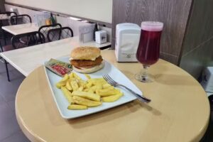 Cafeter&iacute;a Uribe