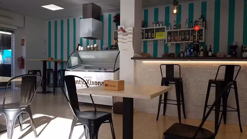 Cafeter&iacute;a Vapor Almorad&iacute;