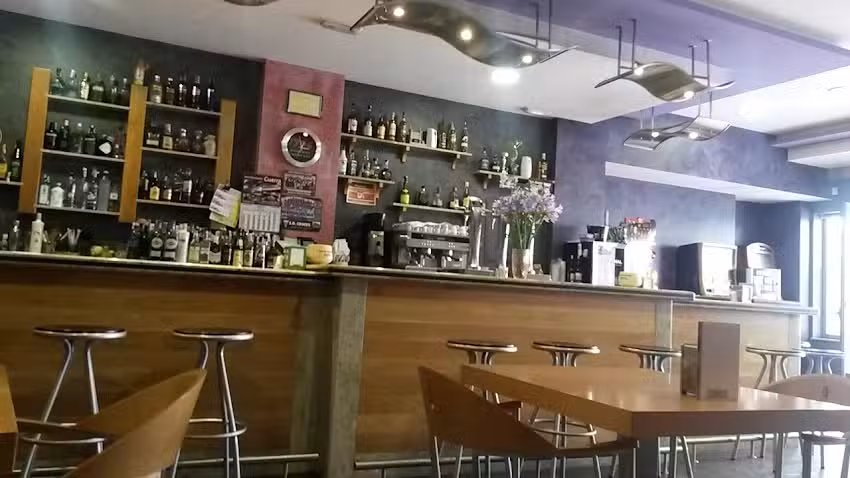 Cafeter&iacute;a Violeta