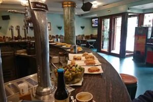 Cafeter&iacute;a Zalburdi