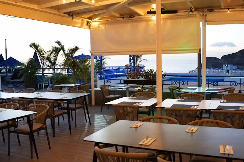 cala blanca gril Restaurante