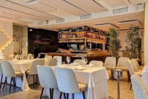 Cala Roche Restaurante Sevilla