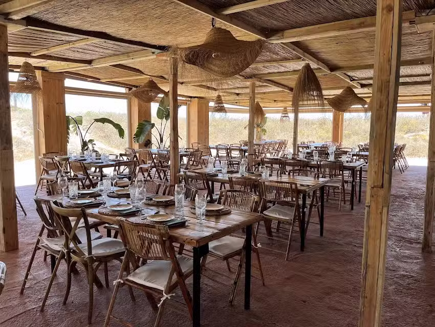 Calima Food & Beach Music