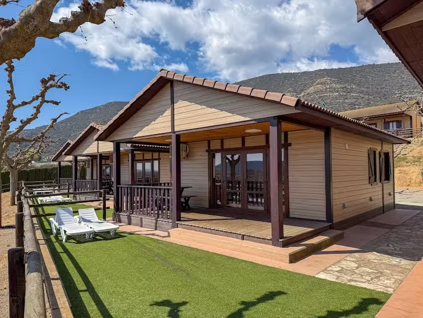 Camping La Noguera | Sant Lloren&ccedil; de Montgai