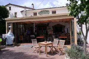 Can Joan, La curva mágica