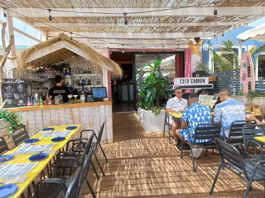 Canalla Tacos y Tragos