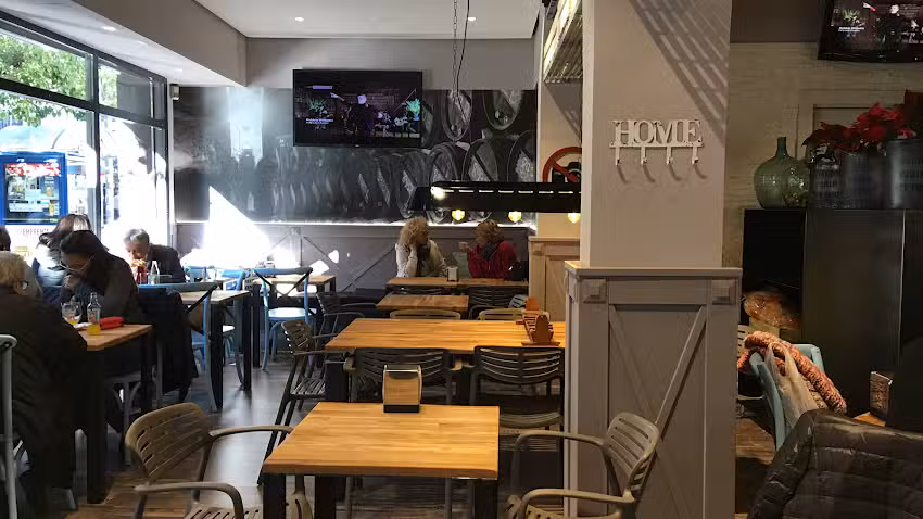 Cap i Cua &ndash; Sant Adri&agrave; del Bes&ograve;s