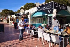Capri bar & restaurant