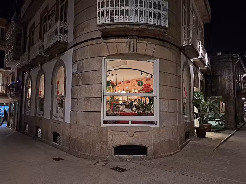 Carabela Gastro Bar