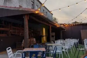 Caramelo &bull; Sunset Club