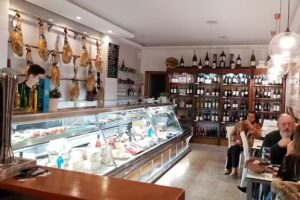 Casa Adri&aacute;n 1944