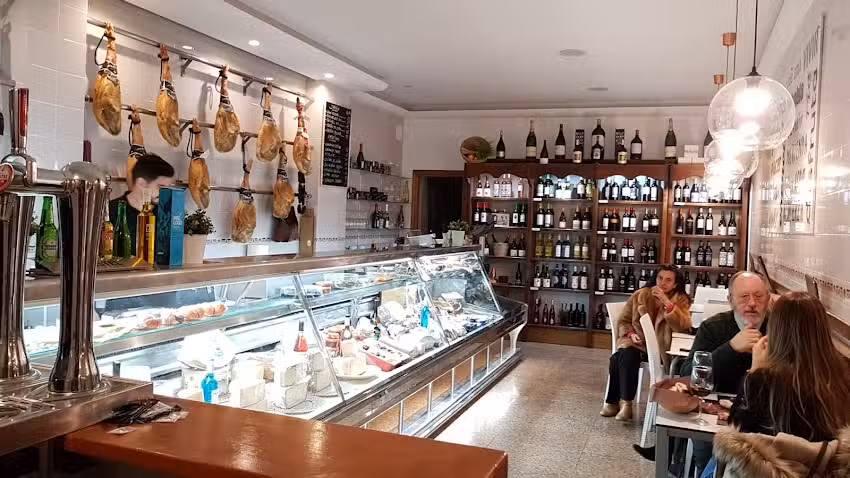 Casa Adri&aacute;n 1944