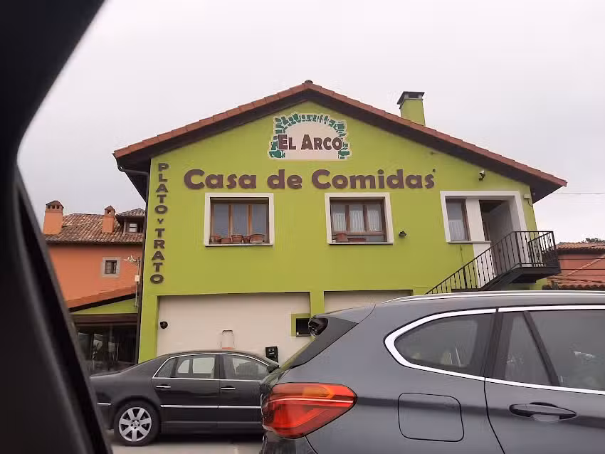 Casa de comidas El Arco