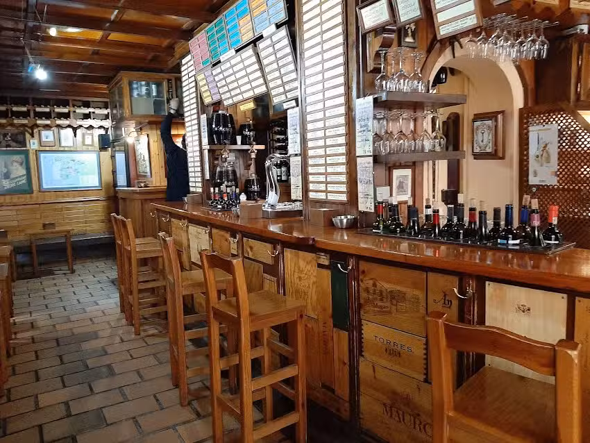 Casa de Vinos &laquo;La Brujidera&raquo;