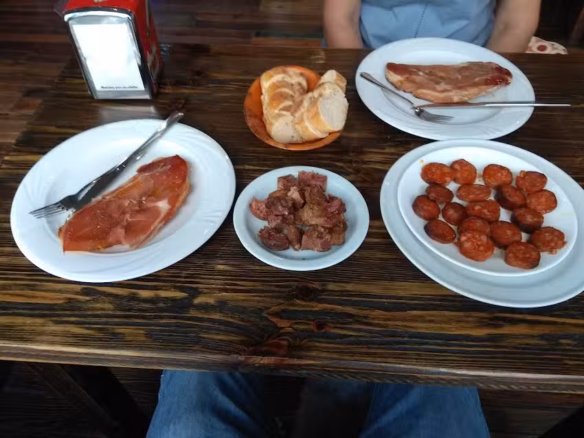 Casa Luci Tapa y Ca&ntilde;a