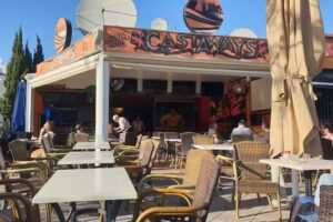 Castaways Bar