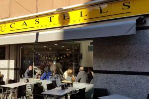 Castells Bar Restaurant