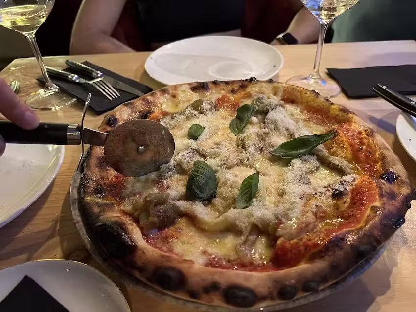 Cenizas Pizza Gourmet