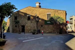 Centre C&iacute;vic Palau Saverdera