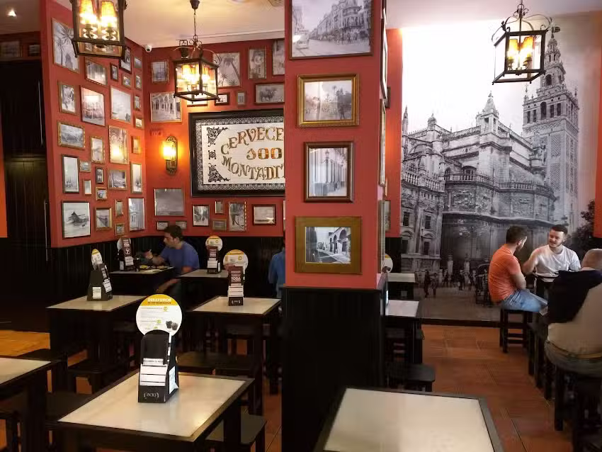 Cervecer&iacute;a 100 Montaditos