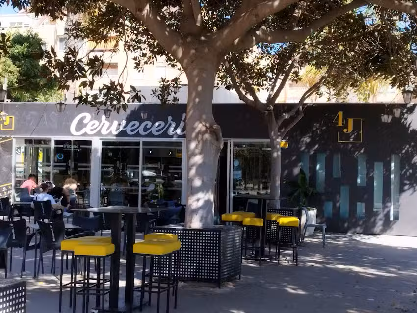 Cerveceria 4J