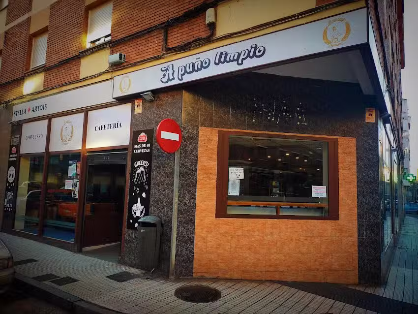 Cervecer&iacute;a A Pu&ntilde;o Limpio