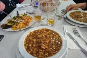 Cervecería Bar El Parque de la Chimenea.