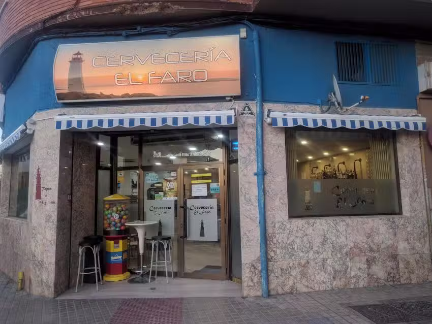 Cervecer&iacute;a El Faro