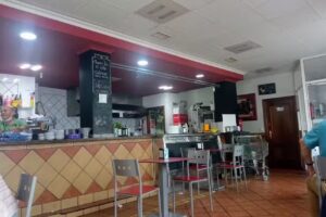 Cervecer&iacute;a El rey del botellin