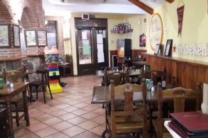 Cervecer&iacute;a La Botica Del Abuelo