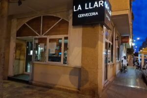 Cervecer&iacute;a La Llar
