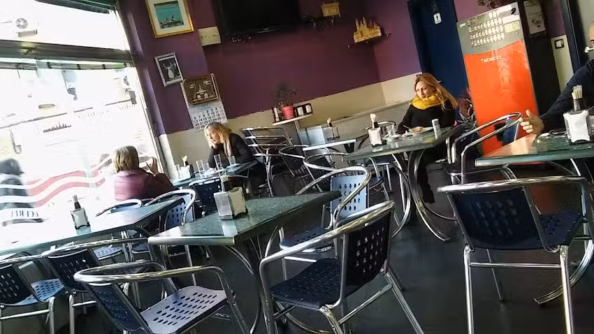 Cervecer&iacute;a Narvi Los Gallegos