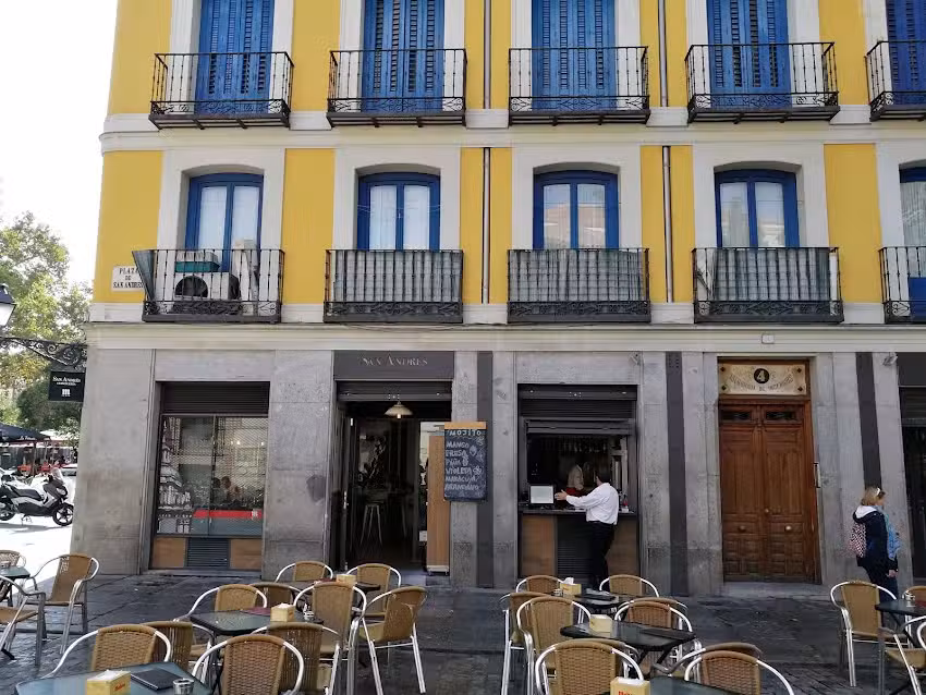 Cervecer&iacute;a plaza de San Andr&eacute;s
