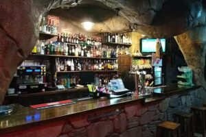 Cervecer&iacute;a Pub La Caverna