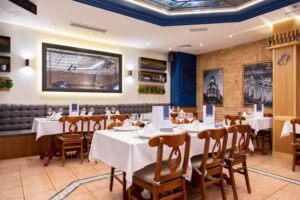 Cervecer&iacute;a Restaurante Cruz Blanca