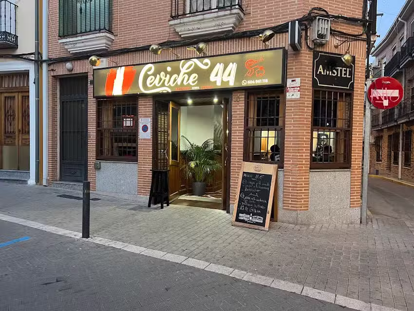 Ceviche 44