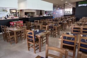 Charr&uacute;a&rsquo;s Braseria Pizzeria