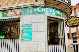 Ch&eacute;vere Bar Caf&eacute;