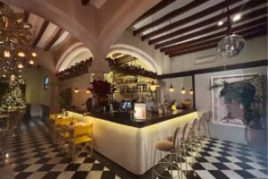 Chez Junior S&oacute;ller