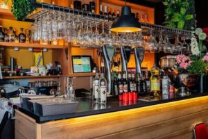 Chicken Grill Caf&eacute;