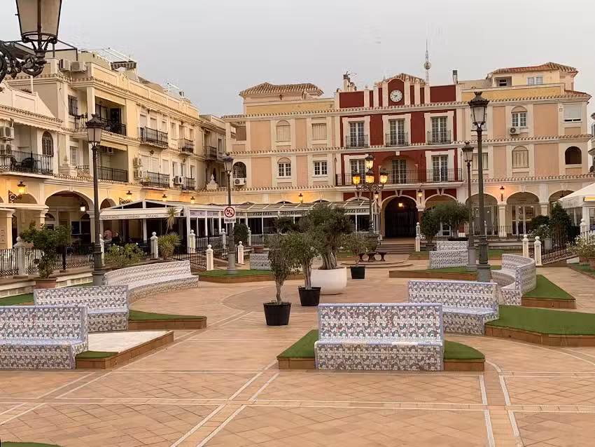 Chillie&rsquo;s international restaurant bar