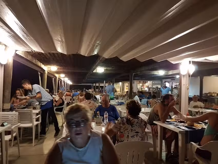 Chiringuito Es Bruc Sant Tom&agrave;s &ndash; Menorca