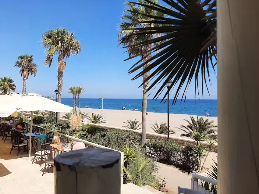 Chiringuito Isla Blanca