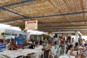 Chiringuito Oliver | Sabor del Mar y Tapas Caseras en Punta Umbr&iacute;a