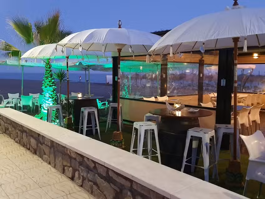 Chiringuito Rompeolas