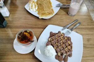 Churrer&iacute;a-Helader&iacute;a Doble Sabor