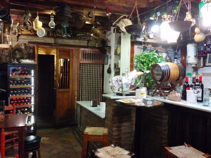 Cisco y Tierra 1920 | Taberna en Granada