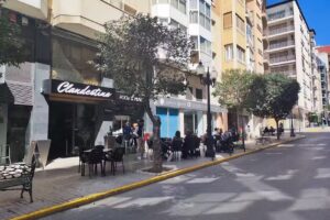 Clandestina BAR RESTAURANTE